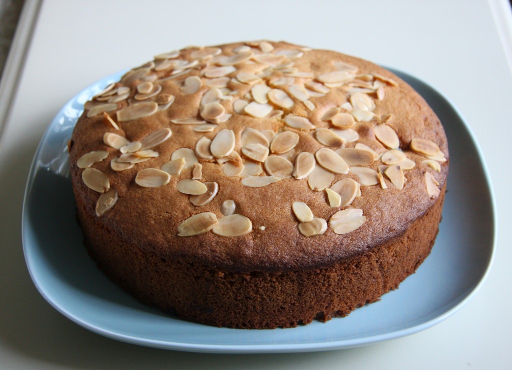 almonds cake